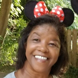 Meet your Posher, Cheryl